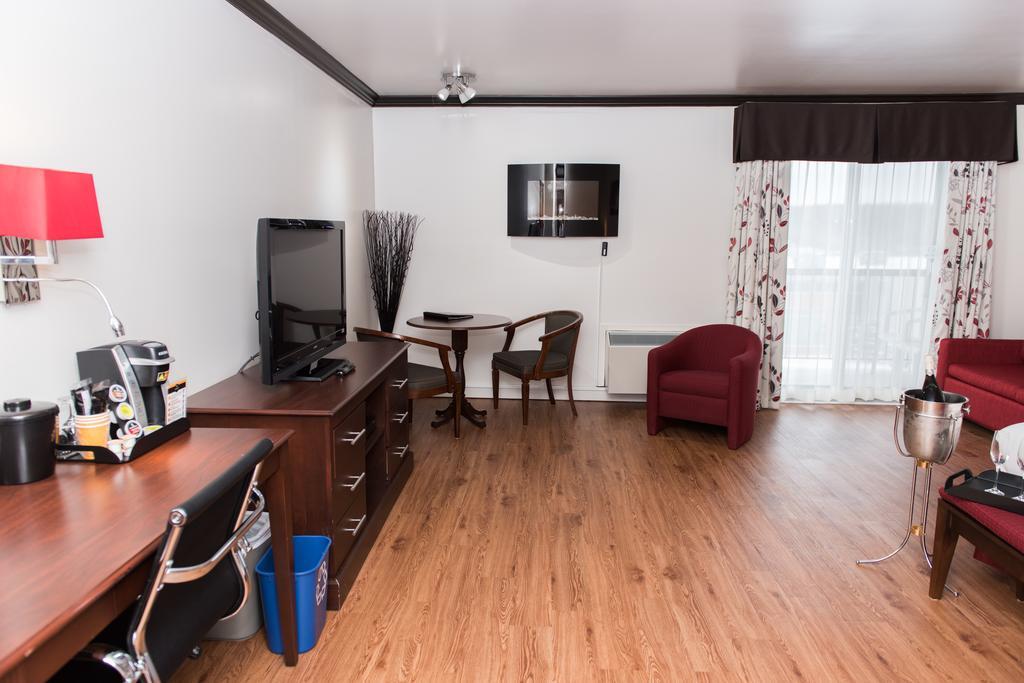 Hotel Le Floral Sherbrooke Dış mekan fotoğraf