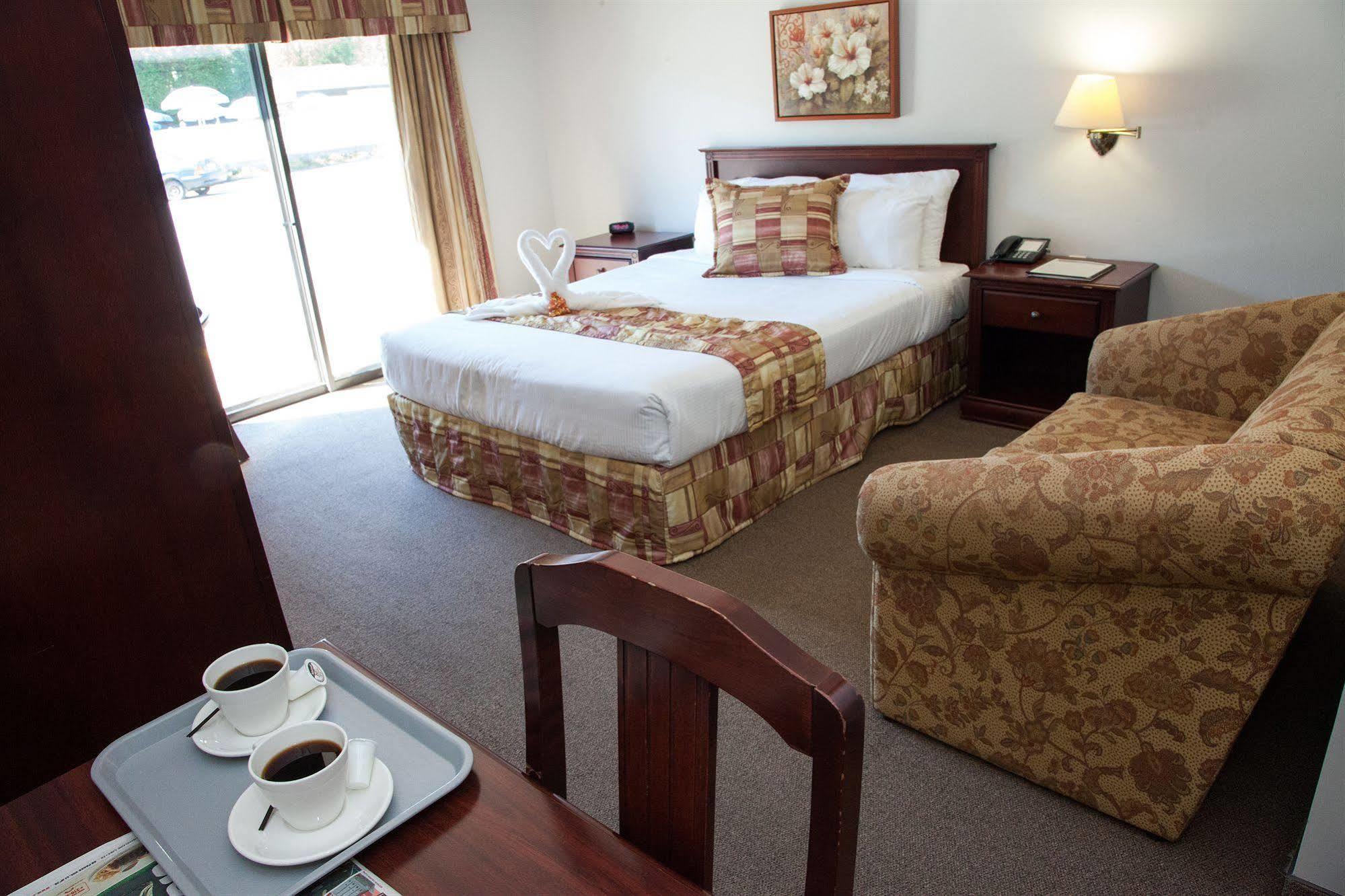 Hotel Le Floral Sherbrooke Dış mekan fotoğraf
